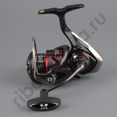 Катушка безынерц. Daiwa Fuego 20 LT 2500