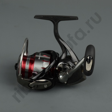 Катушка безынерц. Daiwa Ballistic 2500 SH#