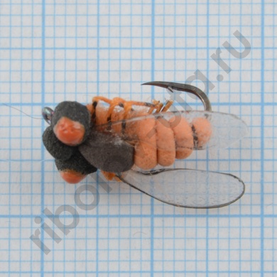 Мушка Пчела